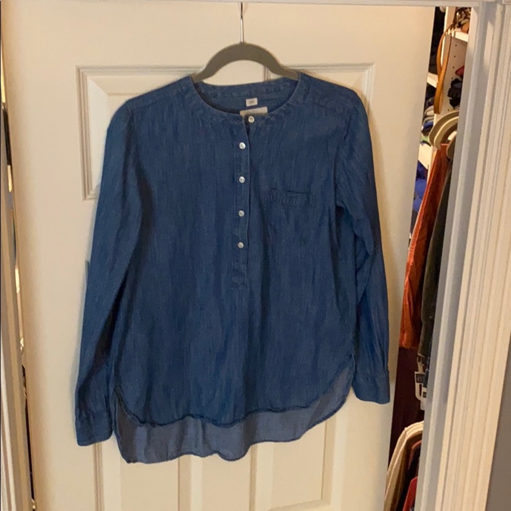 Loft chambray long sleeve shirt
